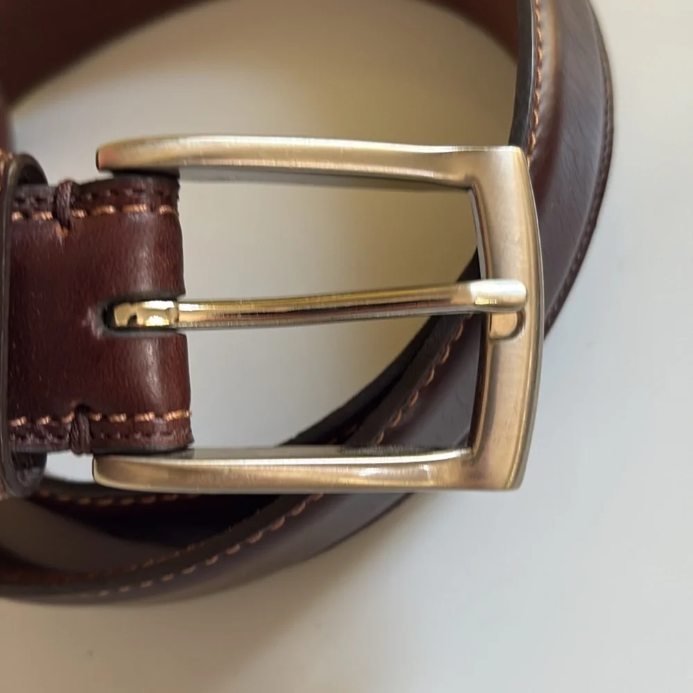 Unbranded brown stitched leather Belt Size 40